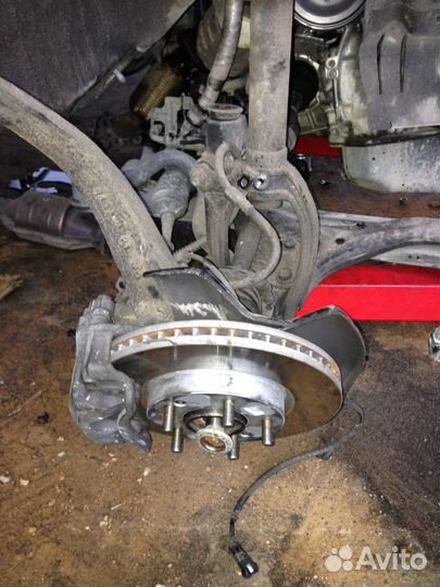 Поворотный кулак Hyundai Sonata NF