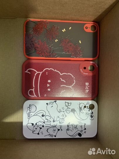 Чехлы на телефон iPhone XR