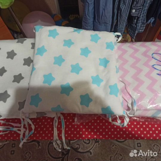 Бортики подушки в детскую кроватку+постельное