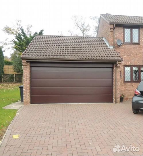 Ворота секционные автоматические 2800*2100