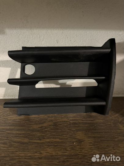 Решетка в бампер нижняя левая Skoda Octavia 04-08