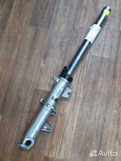 Перо Honda ST 1300 всборе левое japan