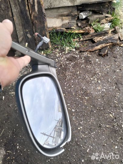Зеркало боковое левое Ниссан блюберд силфи