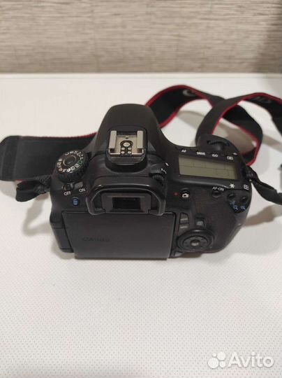 Объектив и Зеркальный фотоаппарат canon 60d