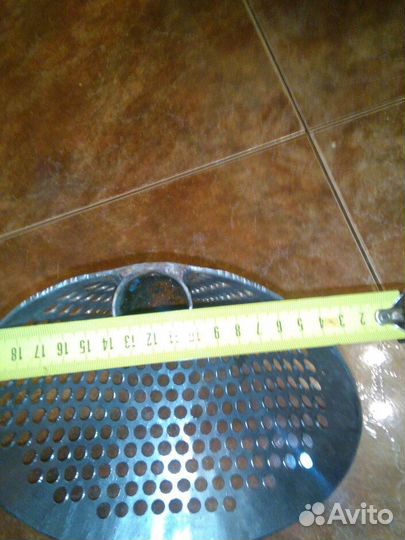 Конус для поиска золота на пляже