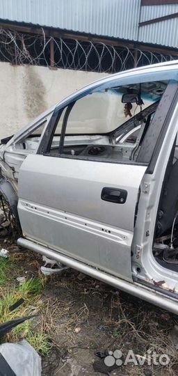 Дверь Opel Zafira A 1988-2004