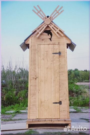 Дачный туалет с дельфином UXG