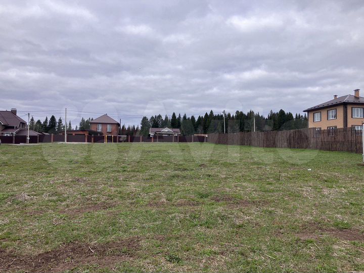 Дом 143 м² на участке 5 сот.