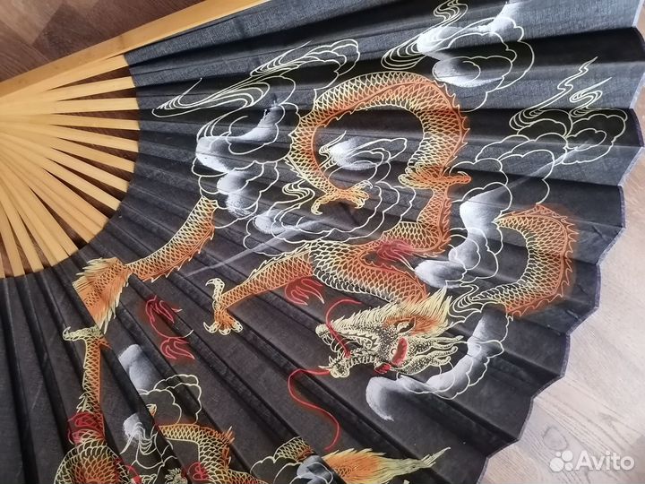 Веер настенный