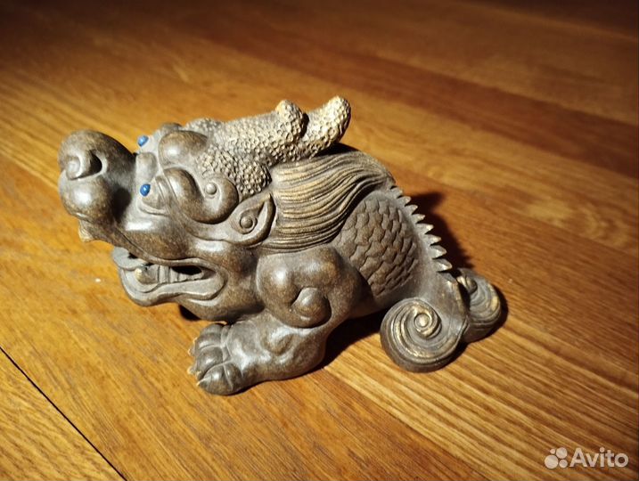 Статуэтка китайского водяного дракона лун-вана