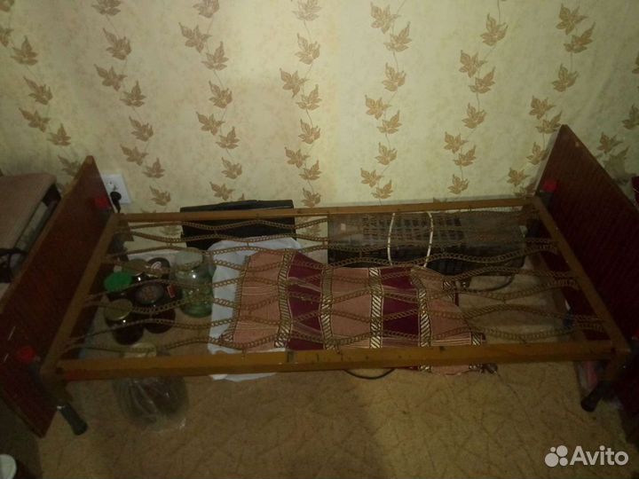 Кроватка детская