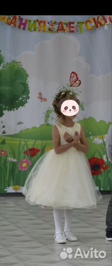 Нарядное платье для девочки 128