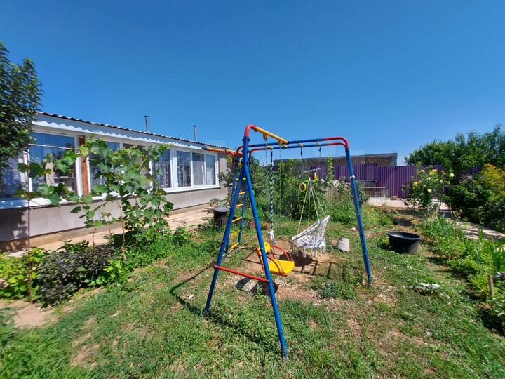 Дом 100 м² на участке 8 сот.