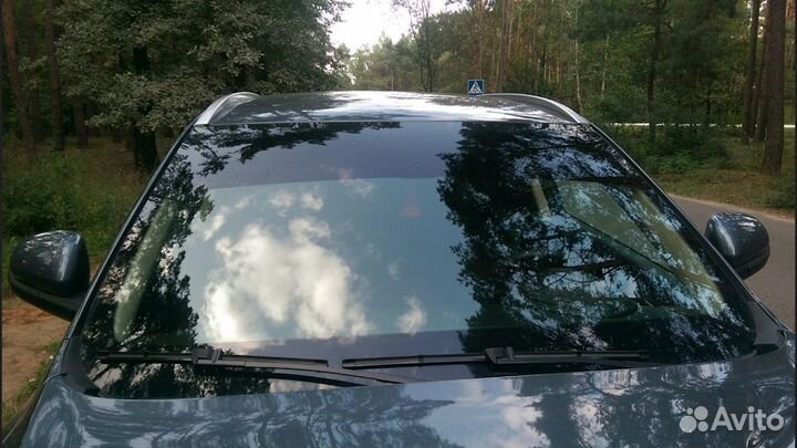Лобовое стекло на Geely 