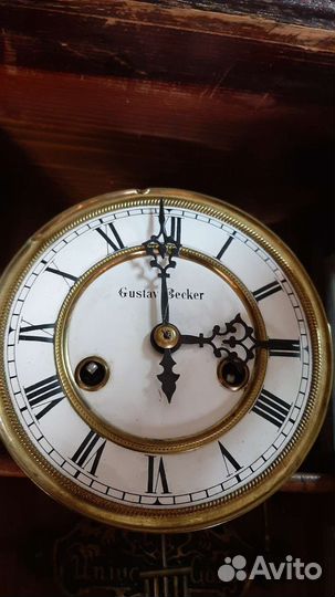 Настенные антикварные часы с боем Gustav Becker