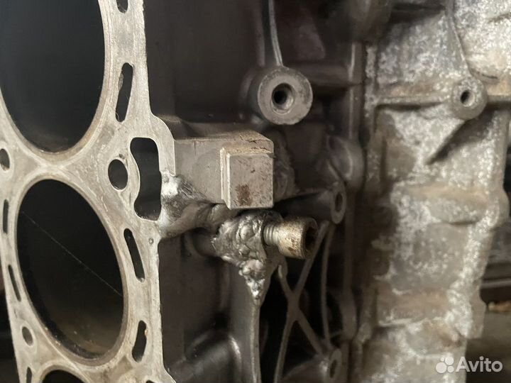 Блок цилиндров 4,2 428 PS