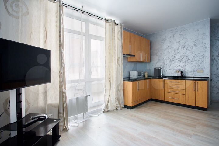 2-к. квартира, 55 м², 2/10 эт.