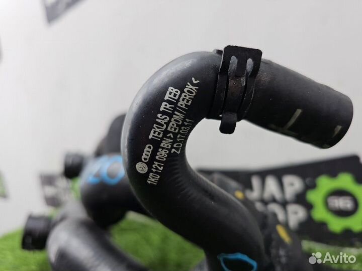 Патрубок системы охлаждения Volkswagen Jetta 6 1.4