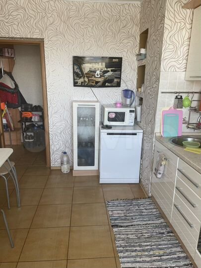 3-к. квартира, 65 м², 10/10 эт.