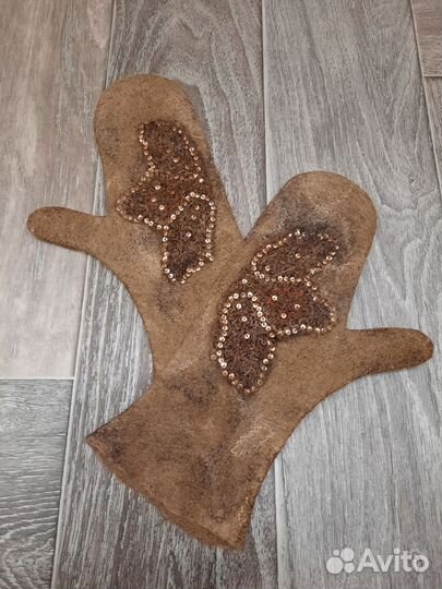 Рукавицы валяные коричневые