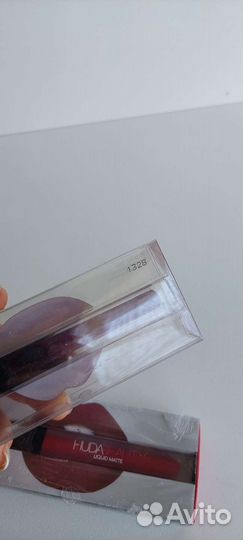 Huda помада матовая, новая, оригинал