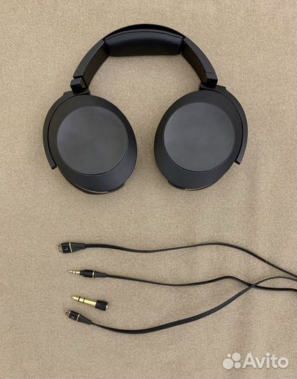 Наушники Audeze