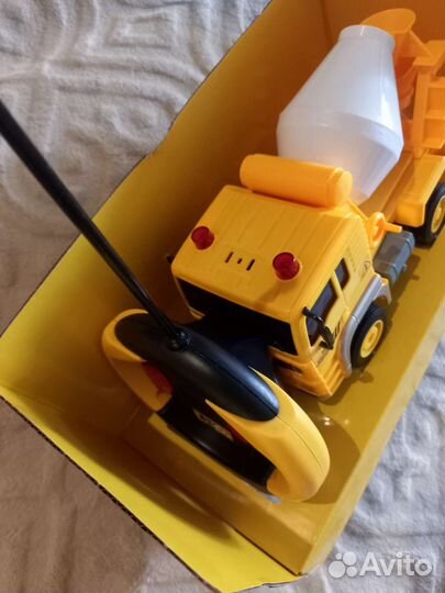 Бетономешалка на пульте управления