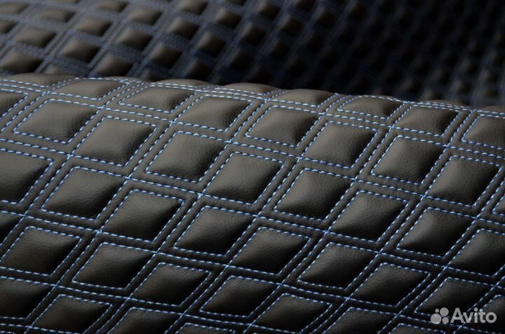 Экокожа стеганая черная нитка синяя рисунок ромб