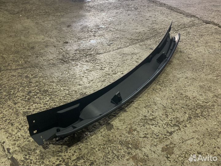 Жабо под лобовое Форд Транзит С 2014+