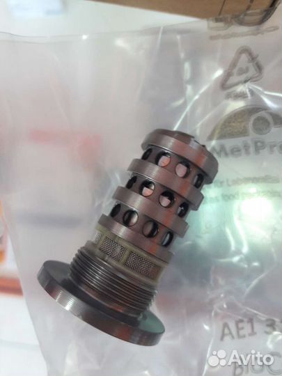 Клапан фазорегулятора 06L109257G оригинал 100