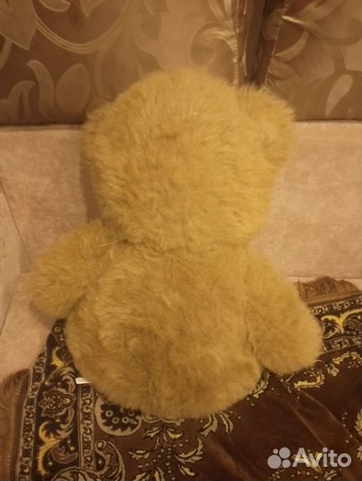 Плюшевый медведь