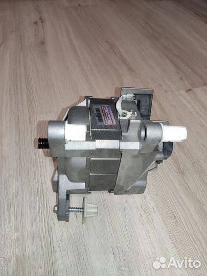 Двигататель стиральной машины