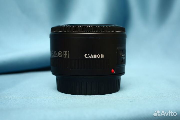 Canon EF 50mm f/1.8 II как новый