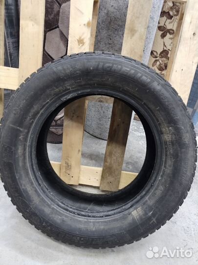 Michelin X-Ice North 4 225/60 R17 103T