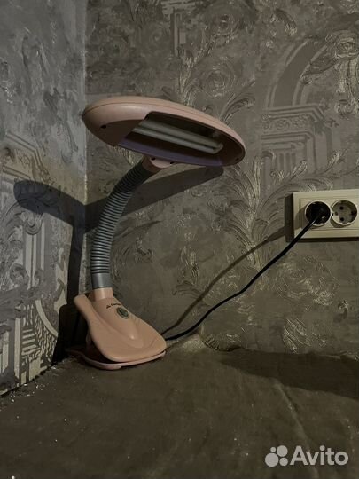 Лампа настольная