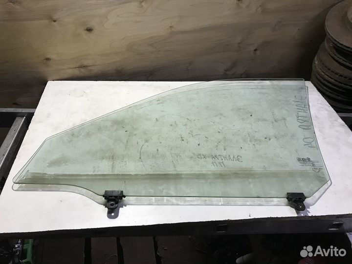 Стекло переднее правое Hyundai Elantra XD