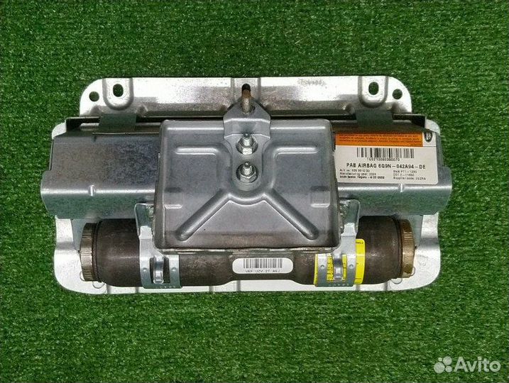 Подушка безопасности пассажира Land Rover