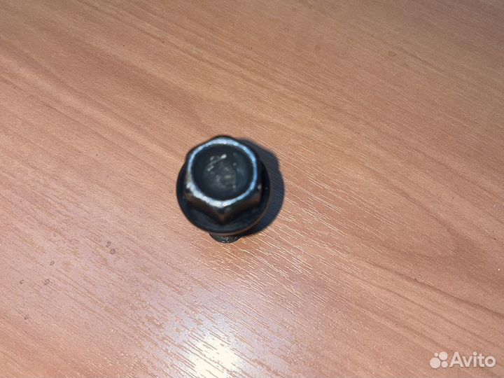 Колесные болты BMW E Series