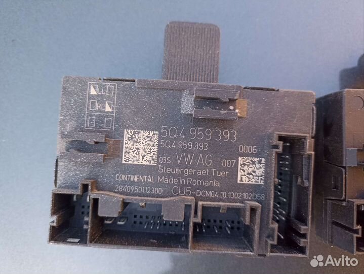 Блок комфорта 5Q4959393 Шкода Октавия А7