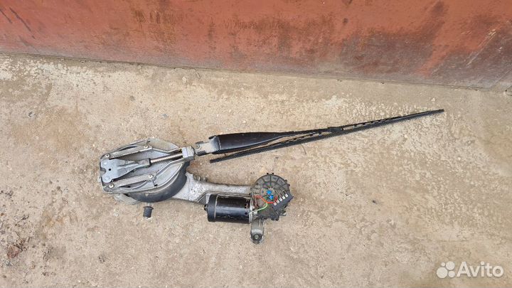 Трапеция дворников Мерседес Е-210