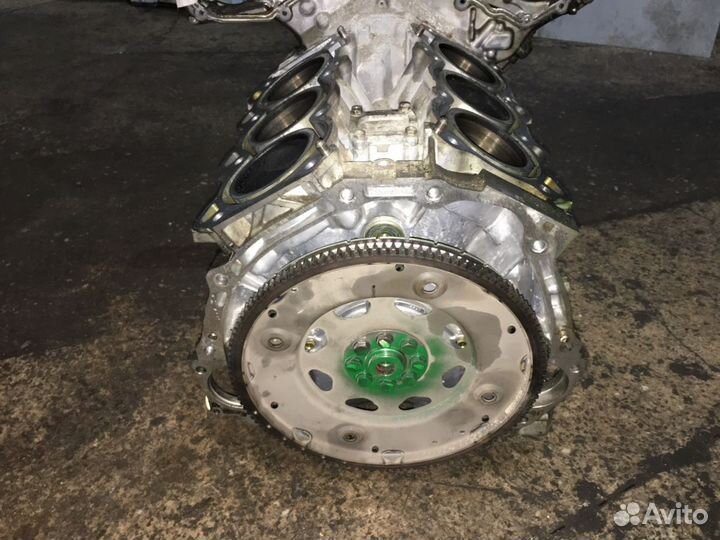 Блок двигателя на Nissan Skyline V35 VQ25DD