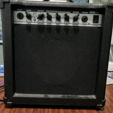 Гитарный комбоусилитель