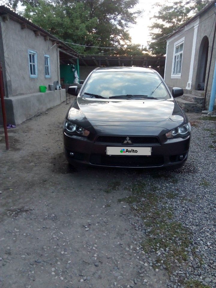Mitsubishi Lancer: фото владельца
