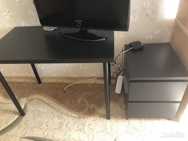 Столик IKEA