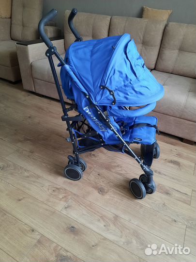 Прогулочная коляска трость