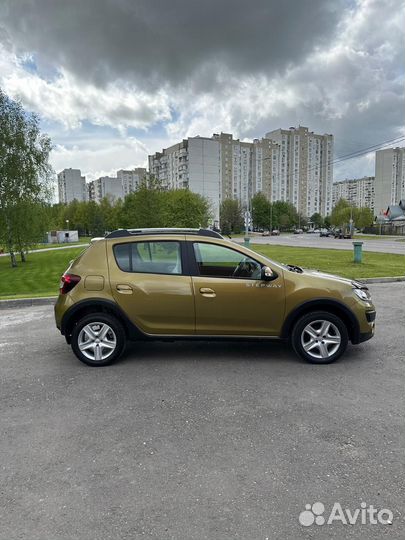 Renault Sandero Stepway 1.6 AT, 2016, 84 200 км