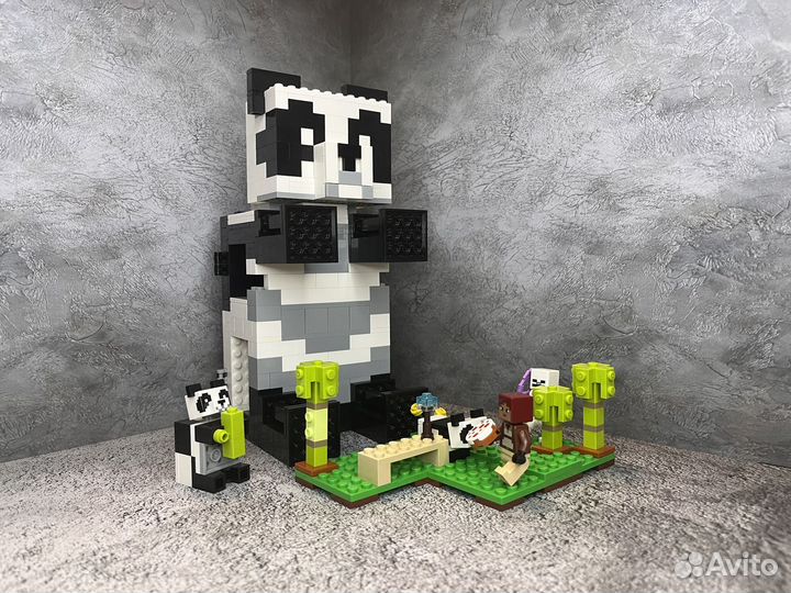 Lego Minecraft 21245 The Panda Haven