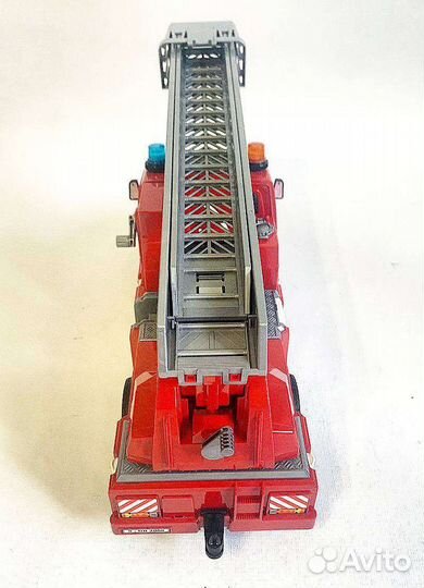 Bruder Mercedes пожарная машина