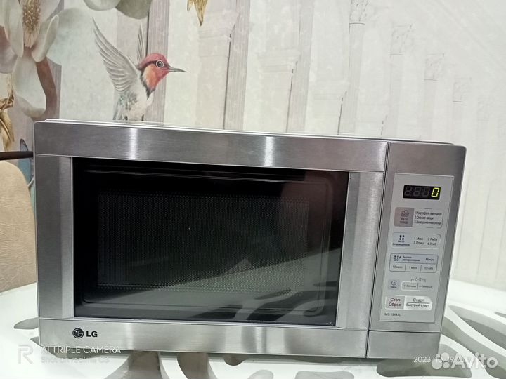 Микроволновая печь lg