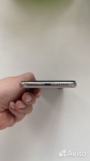 iPhone X, 256 ГБ